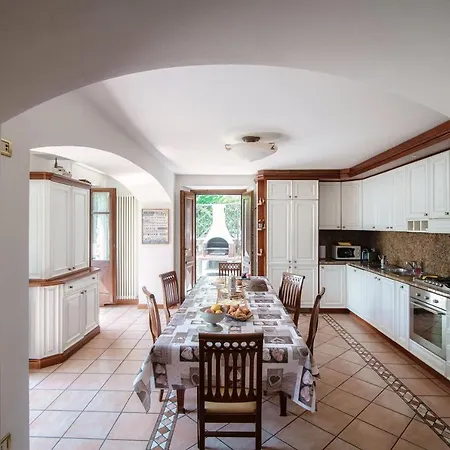Вилла Luxury View Private Комо