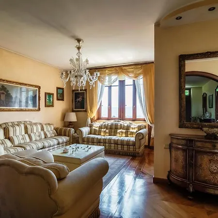 Charming & Luxury 别墅